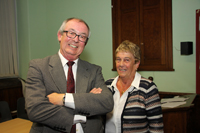 Tweli Griffiths a Gwyneth Jones